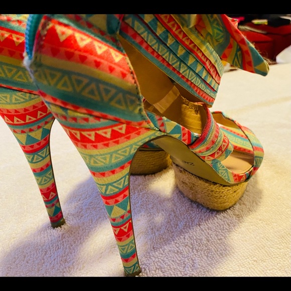 Almost Brand New Heels By ZIGI SOHO Size 10 - Heel Height 6 Inches - box 12 - Picture 8 of 8